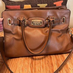 Michael kors purse! Perfect condition!